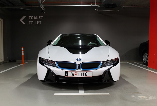 BMW i8