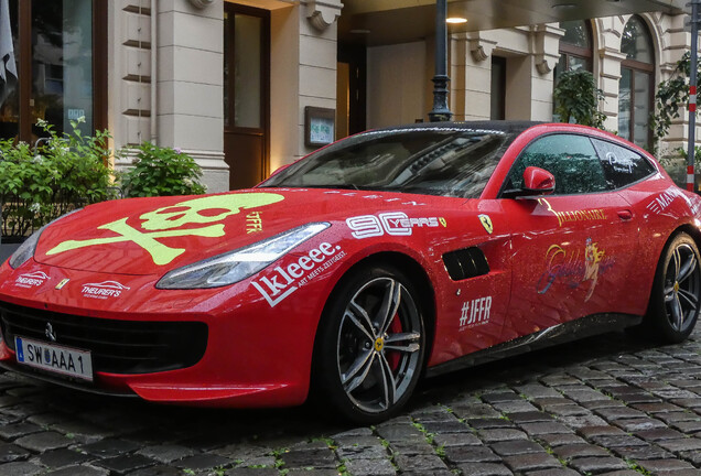 Ferrari GTC4Lusso