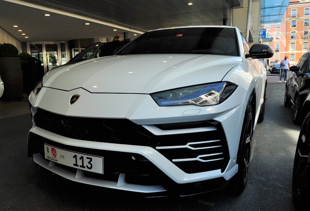 Lamborghini Urus