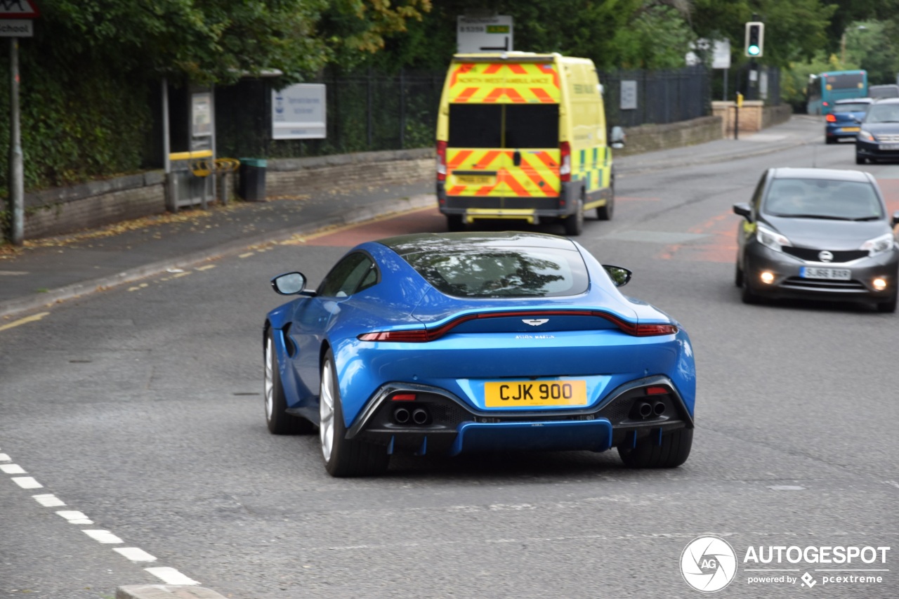 Aston Martin V8 Vantage 2018