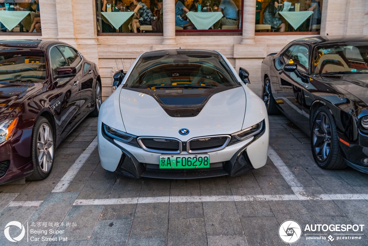 BMW i8