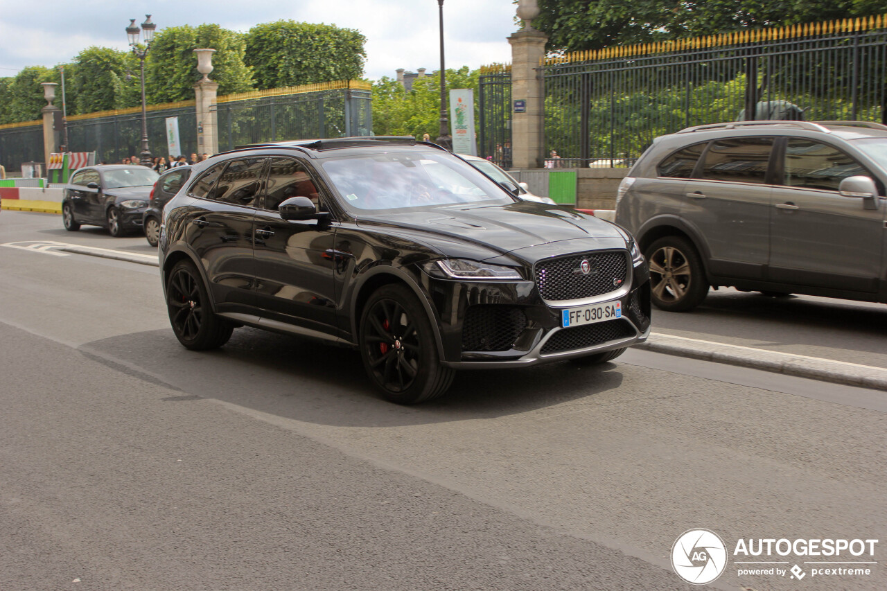 Jaguar F-PACE SVR