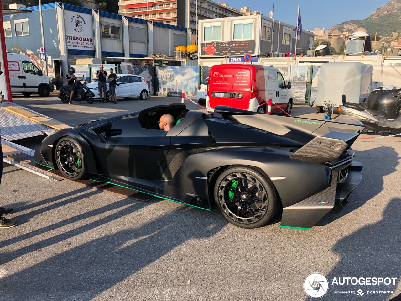 Lamborghini Veneno LP750-4 Roadster