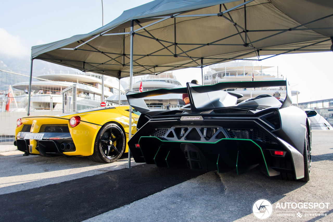 Lamborghini Veneno LP750-4 Roadster