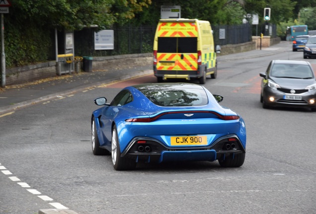 Aston Martin V8 Vantage 2018