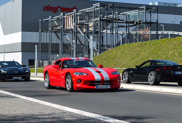 Dodge Viper GTS