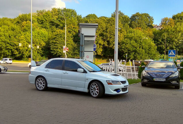 Mitsubishi Lancer Evolution IX