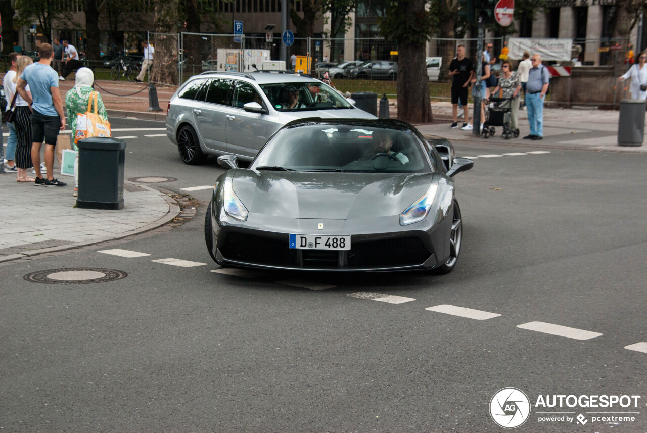 Ferrari 488 Spider