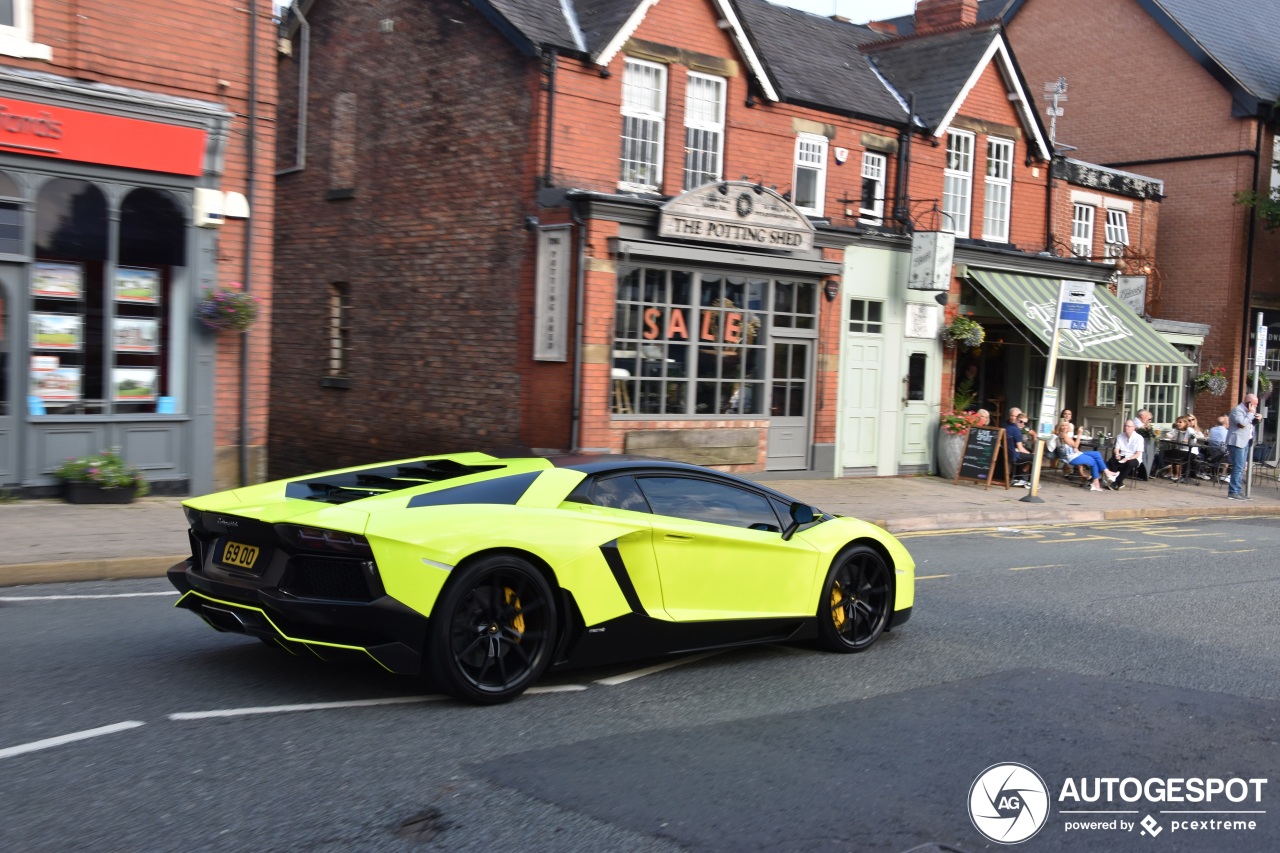 Lamborghini Aventador LP700-4