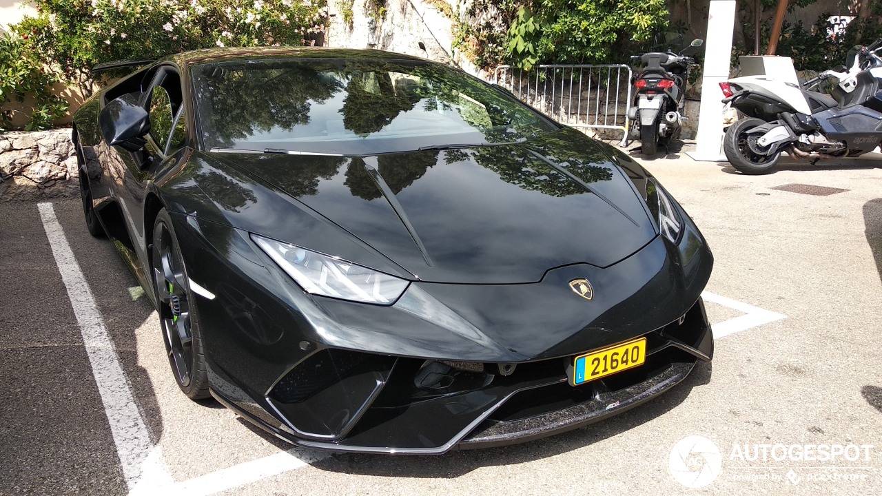 Lamborghini Huracán LP640-4 Performante