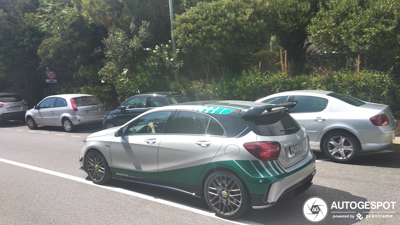 Mercedes-AMG A 45 W176 Petronas 2015 World Champions Edition