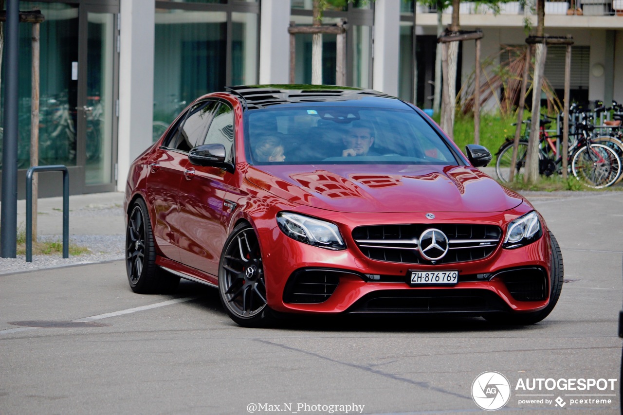 Mercedes-AMG E 63 S W213