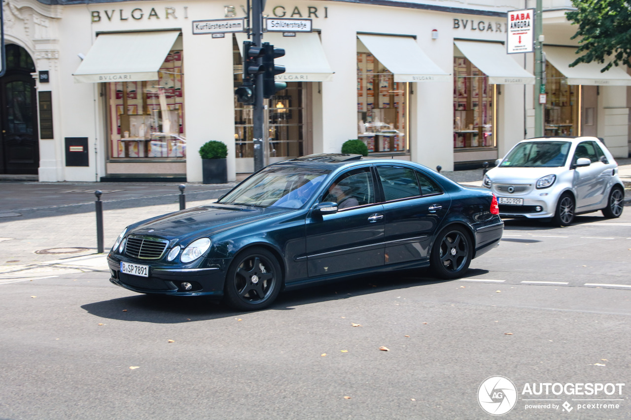 Mercedes-Benz E 55 AMG