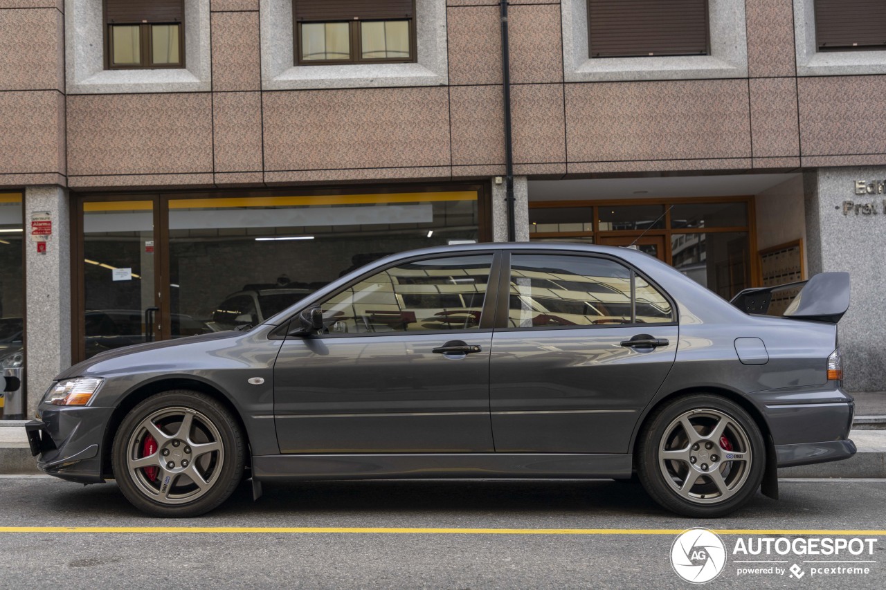 MITSUBISHI LANCER Evolution VIII MR　プラモ Super A New Mitsubishi Lancer Evolution VIII MR