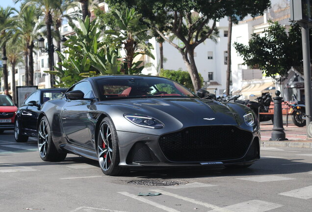 Aston Martin DBS Superleggera