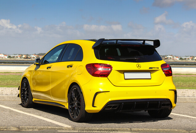 Mercedes-AMG A 45 W176 2015