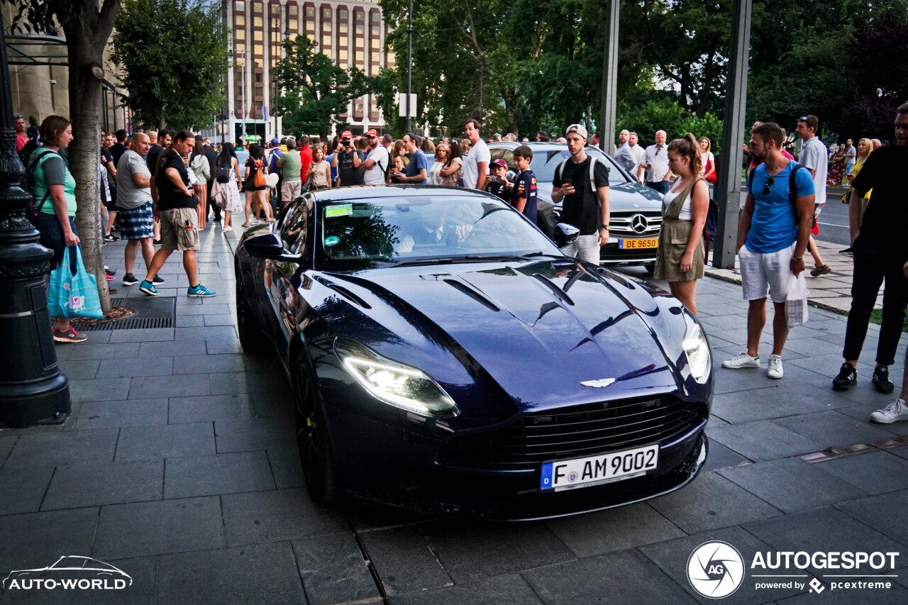 Aston Martin DB11 AMR