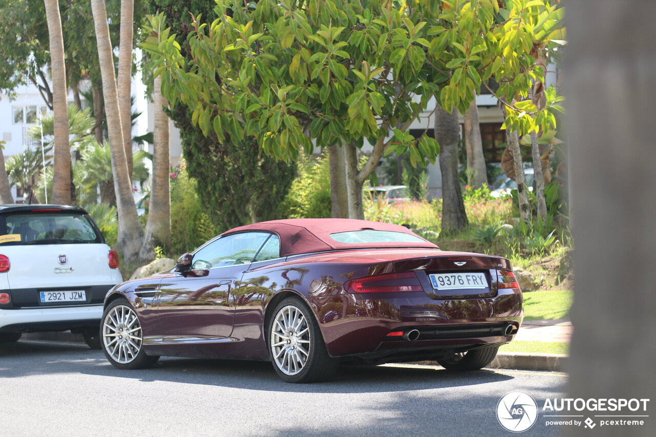 Aston Martin DB9 Volante