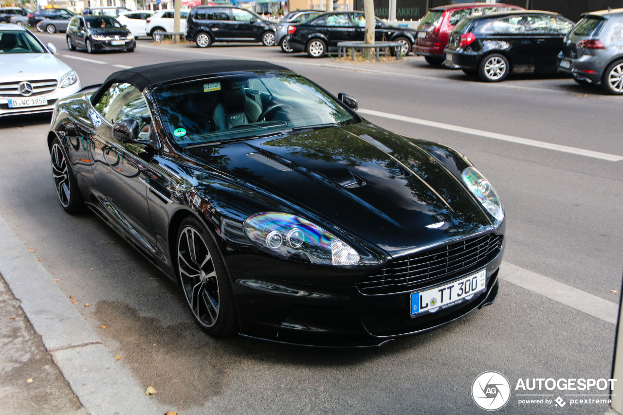 Aston Martin DBS Volante Carbon Black Edition