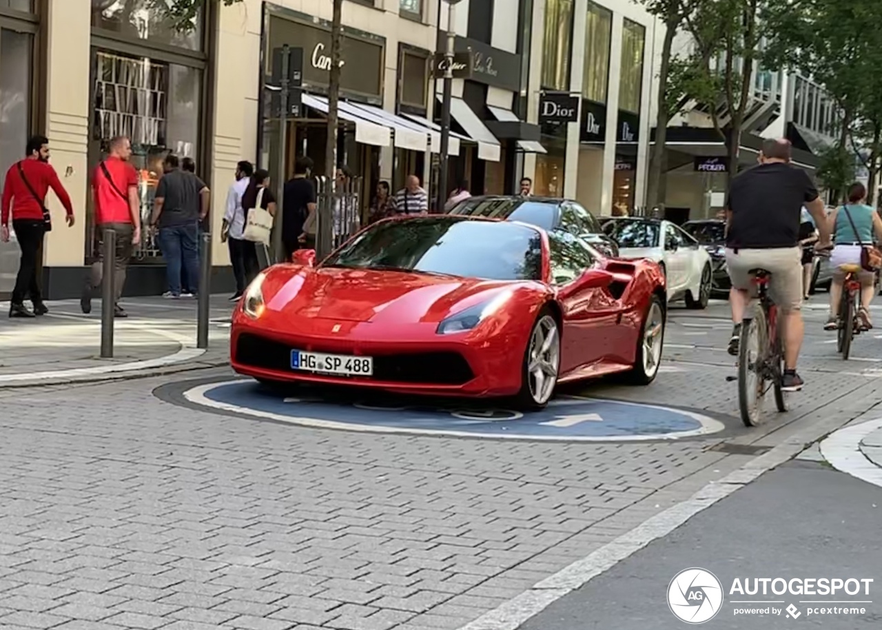 Ferrari 488 Spider