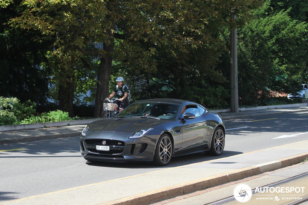 Jaguar F-TYPE S Coupé