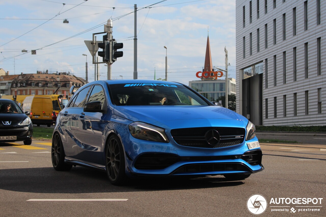 Mercedes-AMG A 45 W176 2015