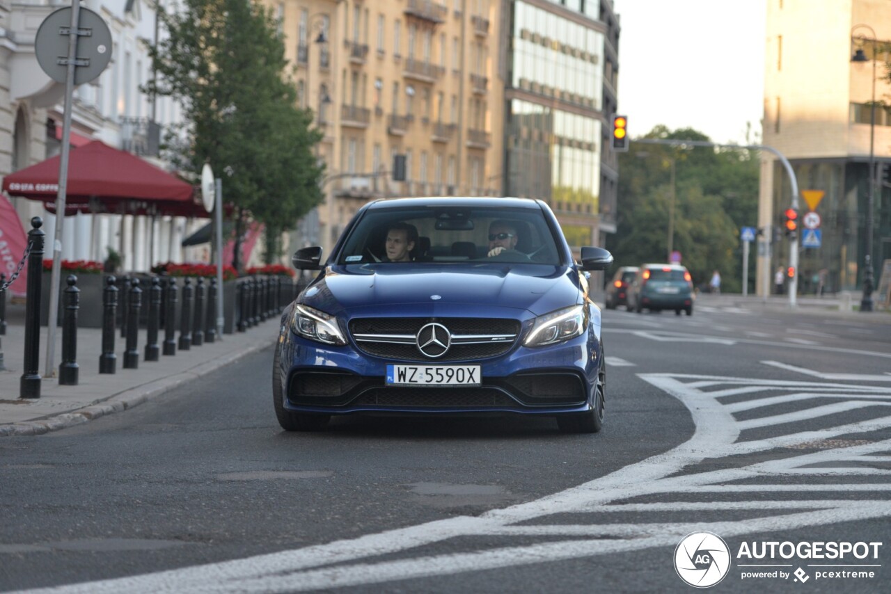 Mercedes-AMG C 63 S W205