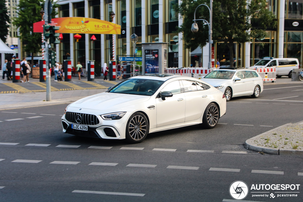 Mercedes-AMG GT 63 X290