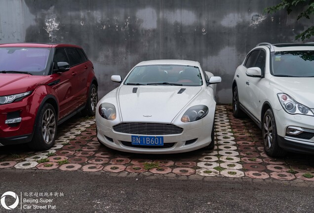 Aston Martin DB9