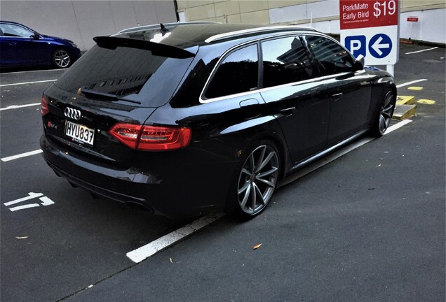 Audi RS4 Avant B8