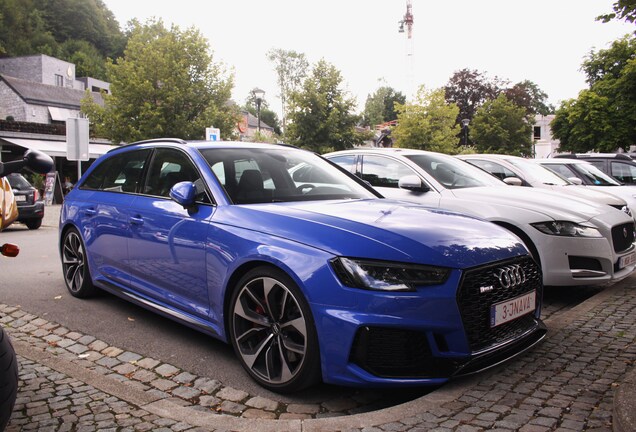 Audi RS4 Avant B9