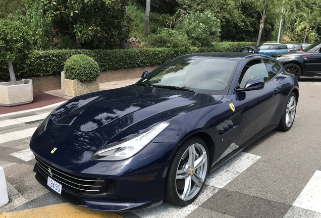 Ferrari GTC4Lusso