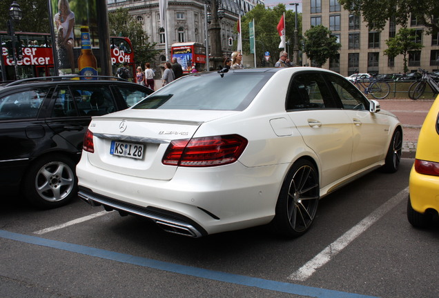 Mercedes-Benz E 63 AMG S W212