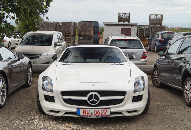 Mercedes-Benz SLS AMG Roadster