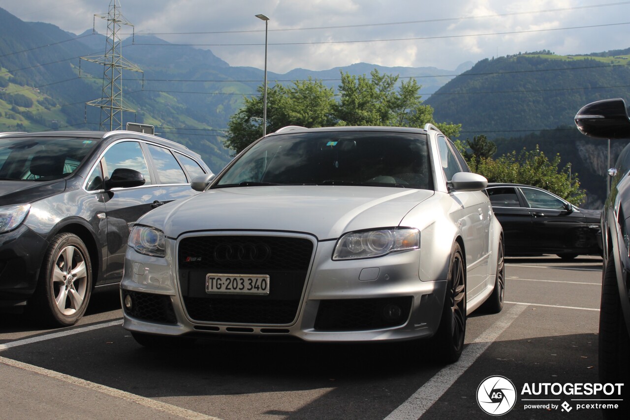 Audi RS4 Avant B7