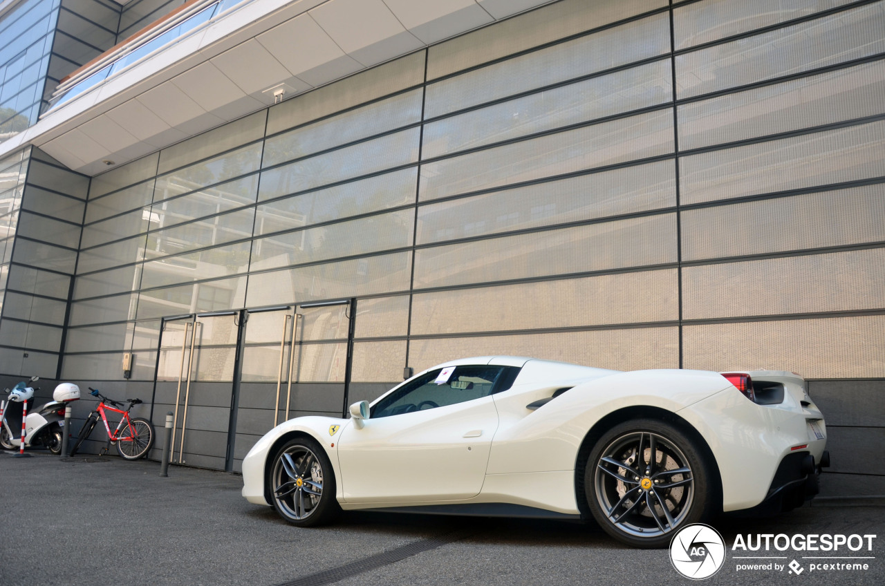 Ferrari 488 Spider