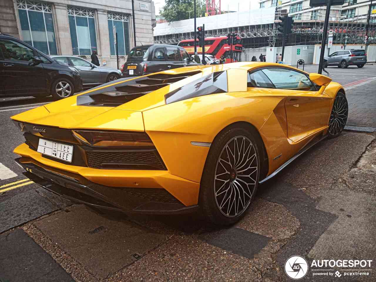 Lamborghini Aventador S LP740-4