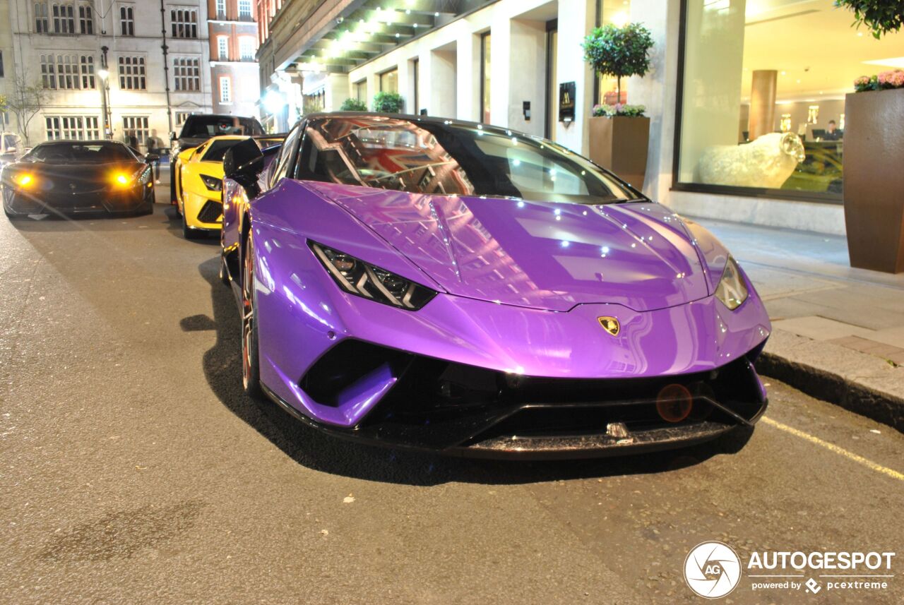 Lamborghini Huracán LP640-4 Performante Spyder