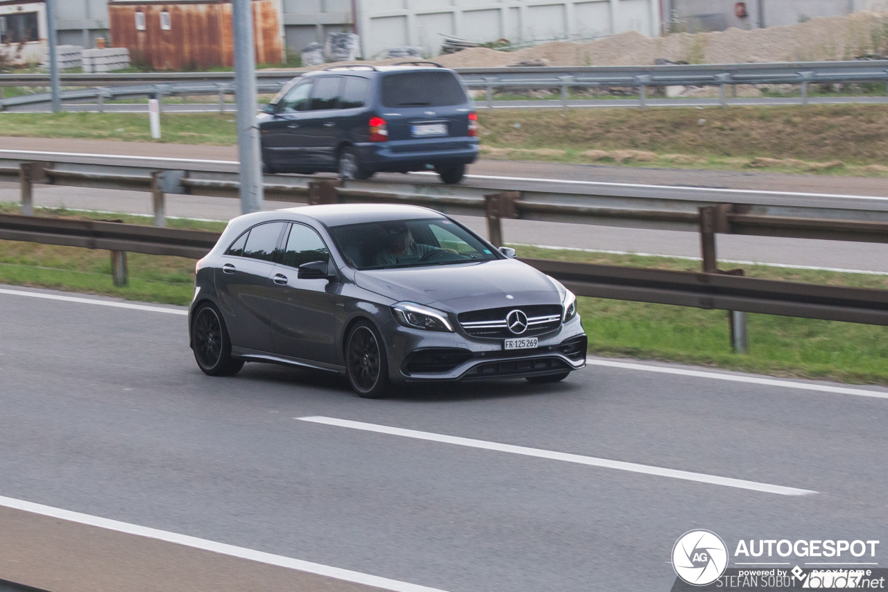 Mercedes-AMG A 45 W176 2015