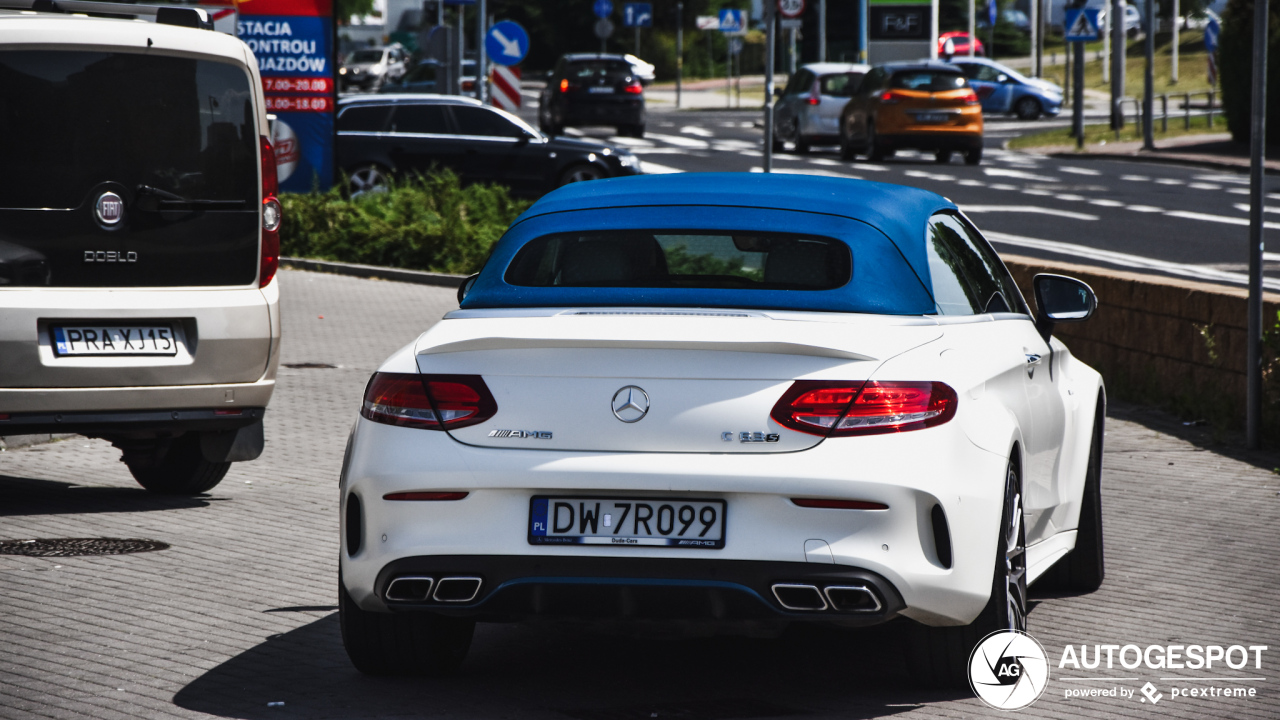 Mercedes-AMG C 63 S Convertible A205 Ocean Blue Edition