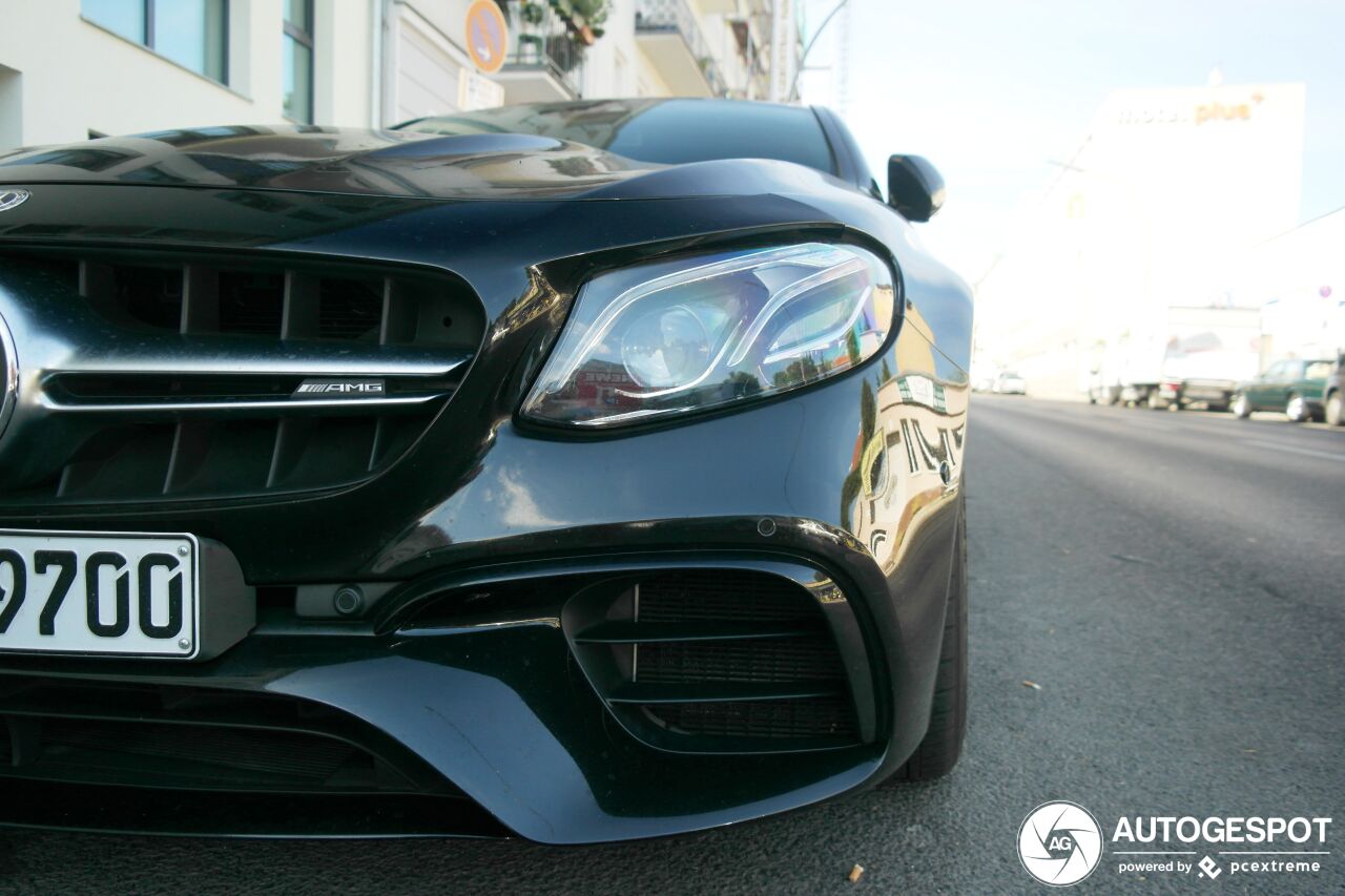 Mercedes-AMG E 63 S W213