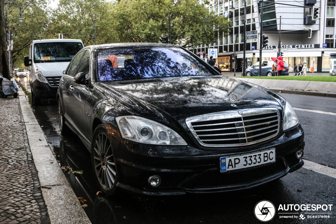 Mercedes-Benz S 63 AMG W221