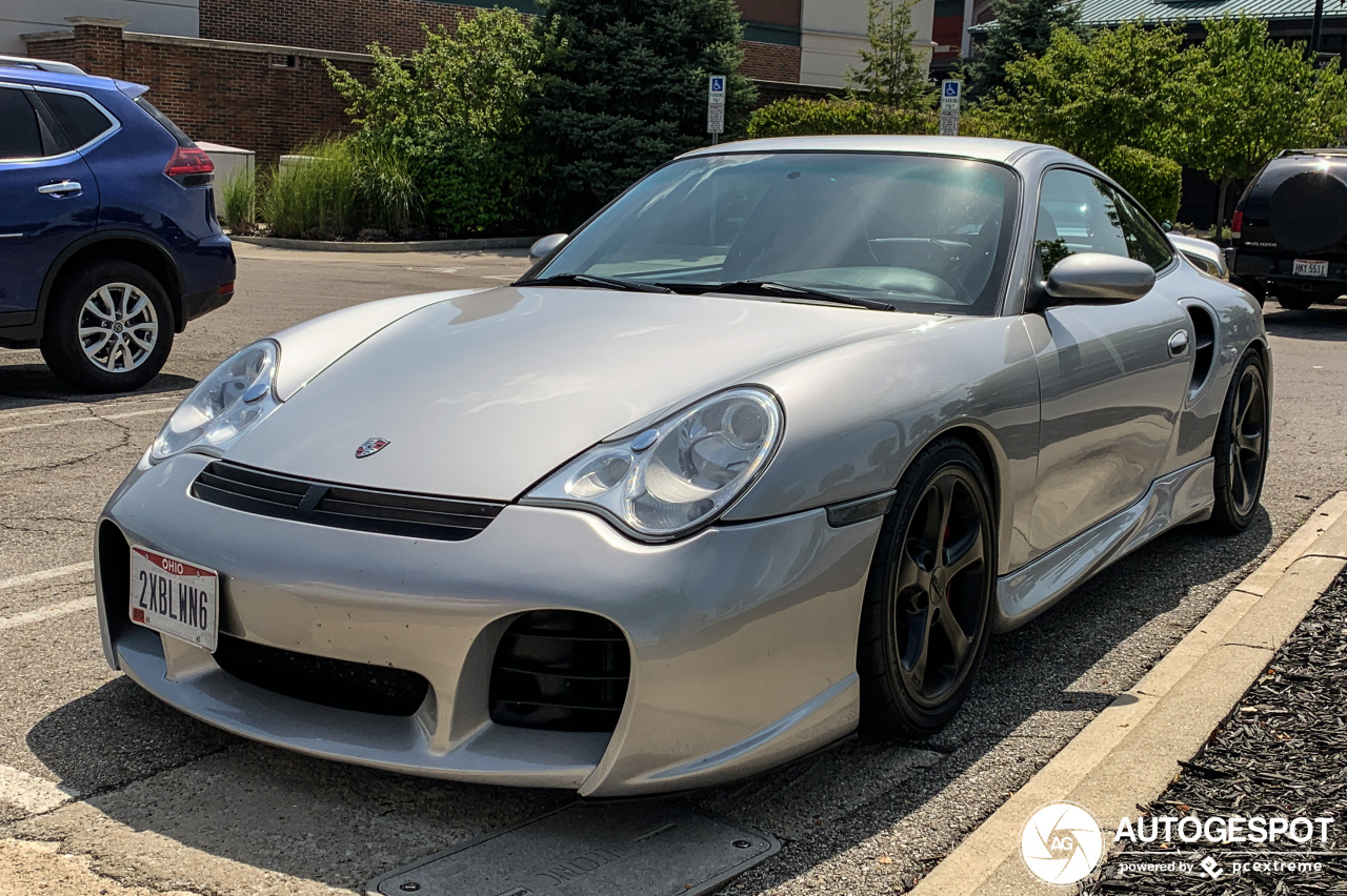 Porsche TechArt 996 Turbo