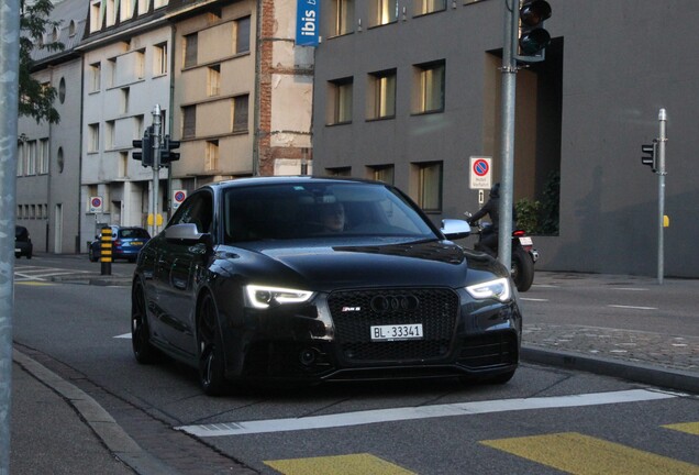 Audi RS5 B8 2012