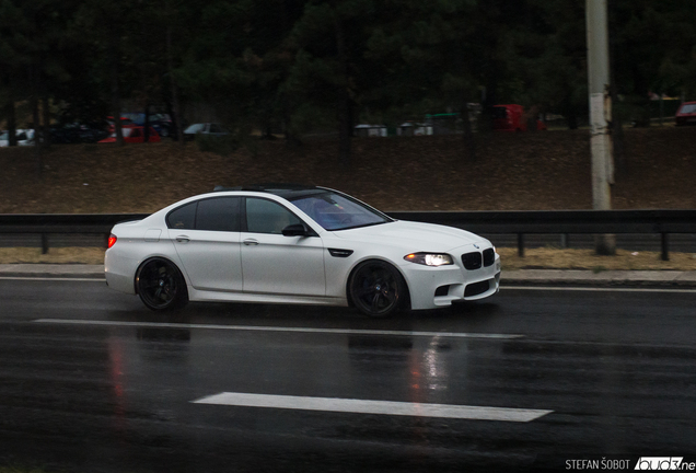 BMW M5 F10 2011