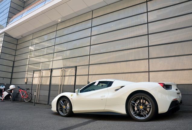 Ferrari 488 Spider