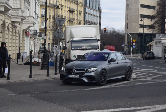 Mercedes-AMG E 63 S W213