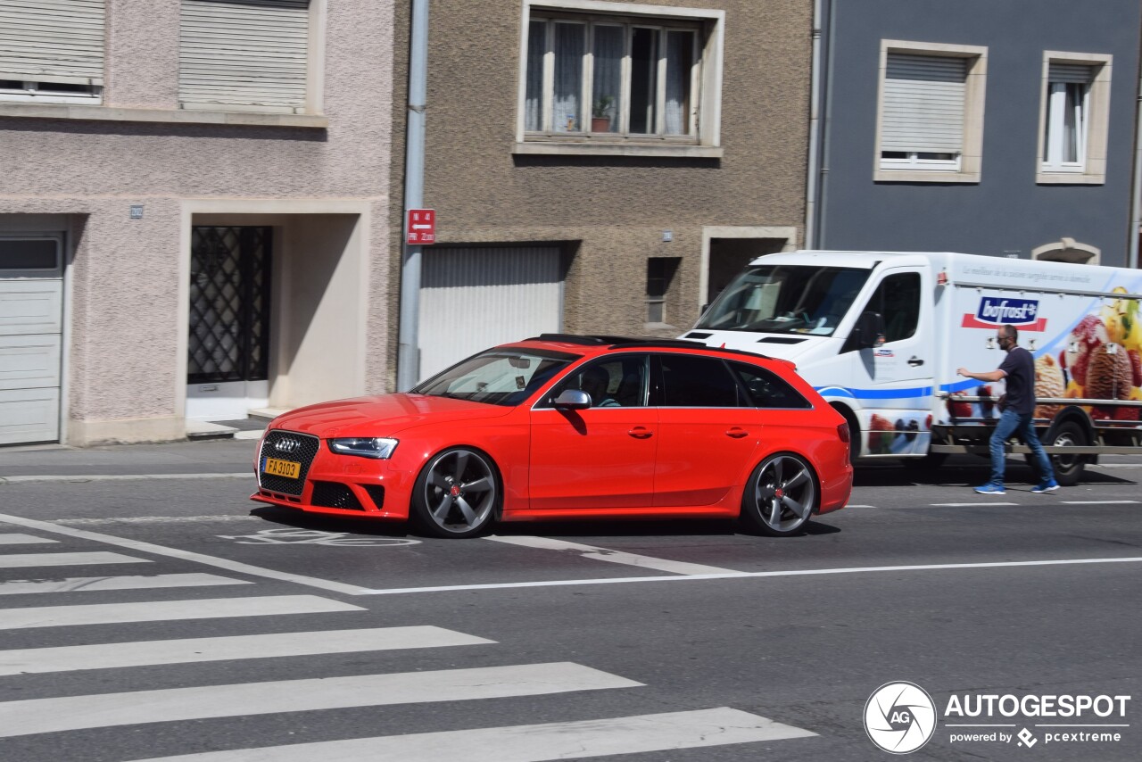 Audi RS4 Avant B8