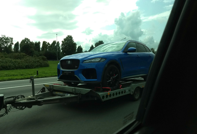 Jaguar F-PACE SVR