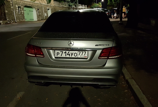 Mercedes-Benz E 63 AMG S W212